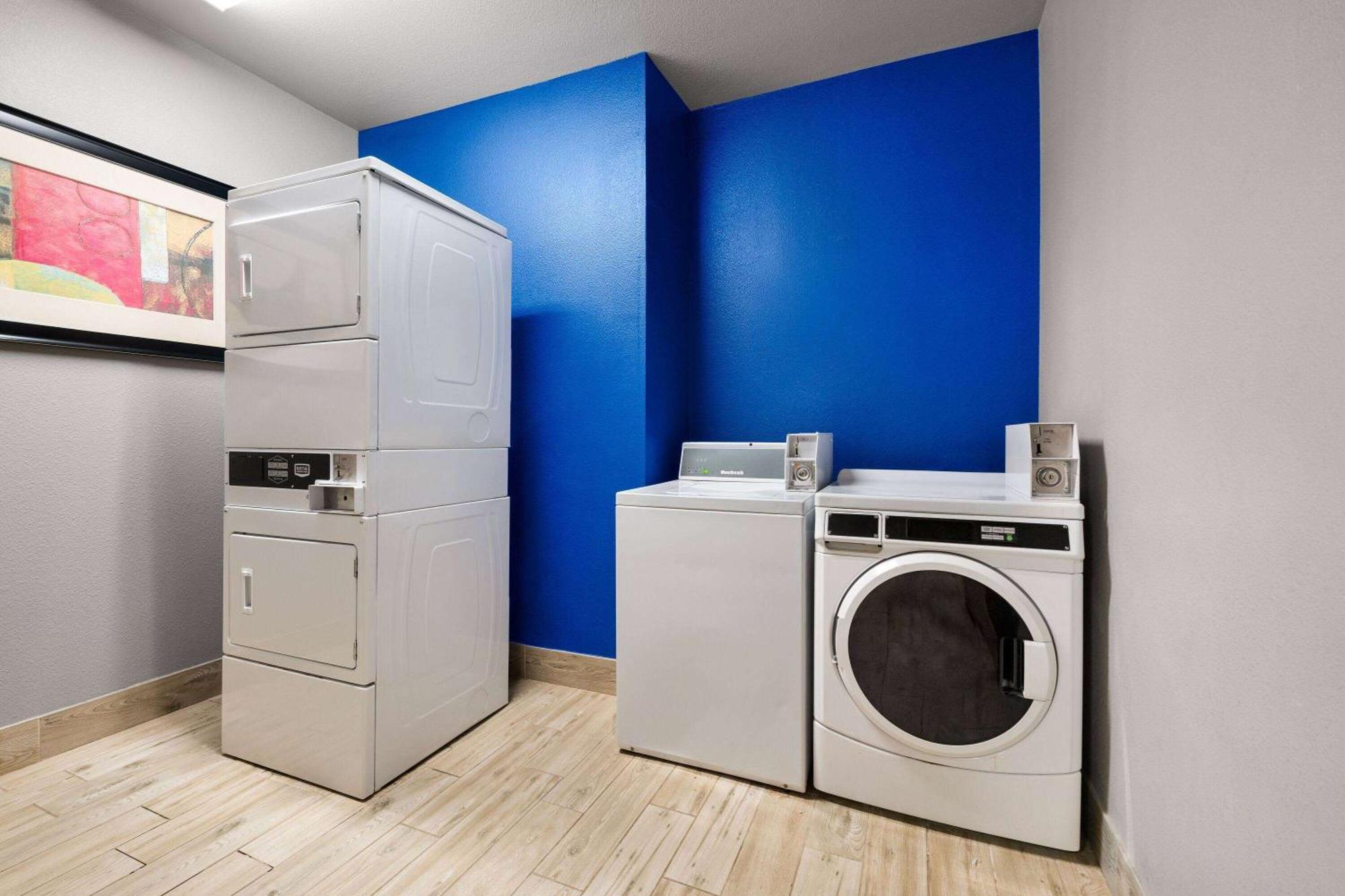 La Quinta By Wyndham Denton - University Drive Ngoại thất bức ảnh