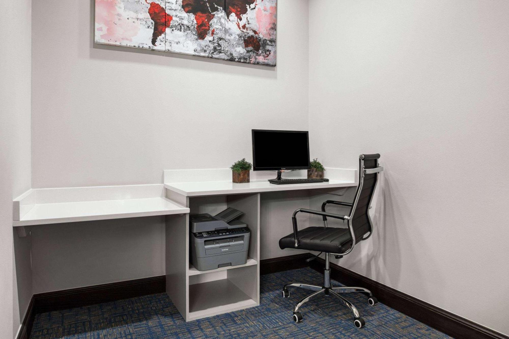 La Quinta By Wyndham Denton - University Drive Ngoại thất bức ảnh