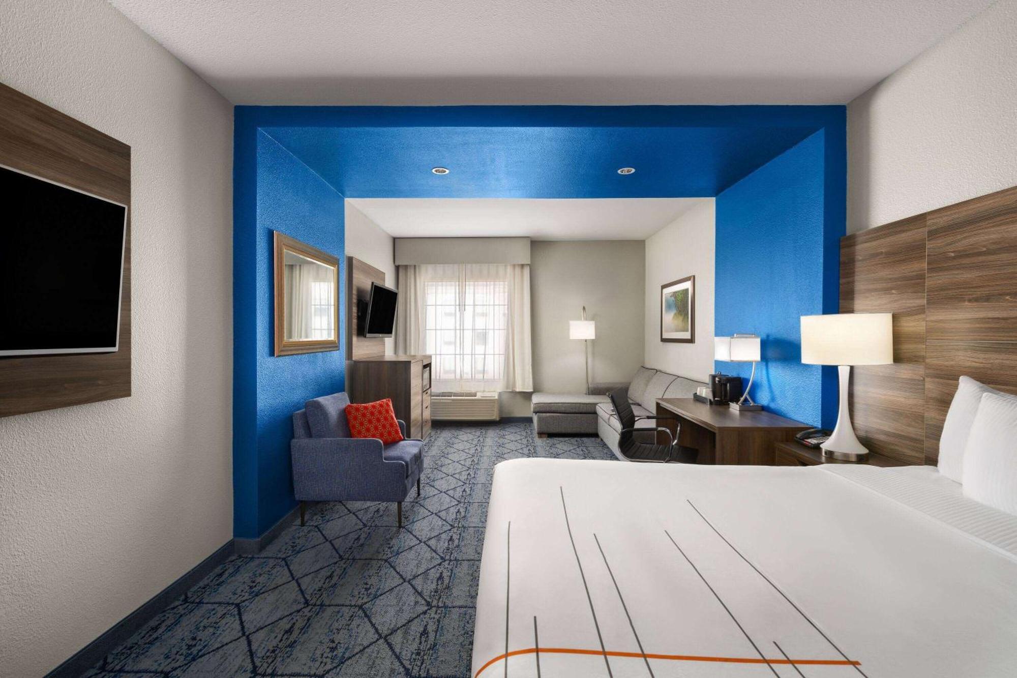 La Quinta By Wyndham Denton - University Drive Ngoại thất bức ảnh